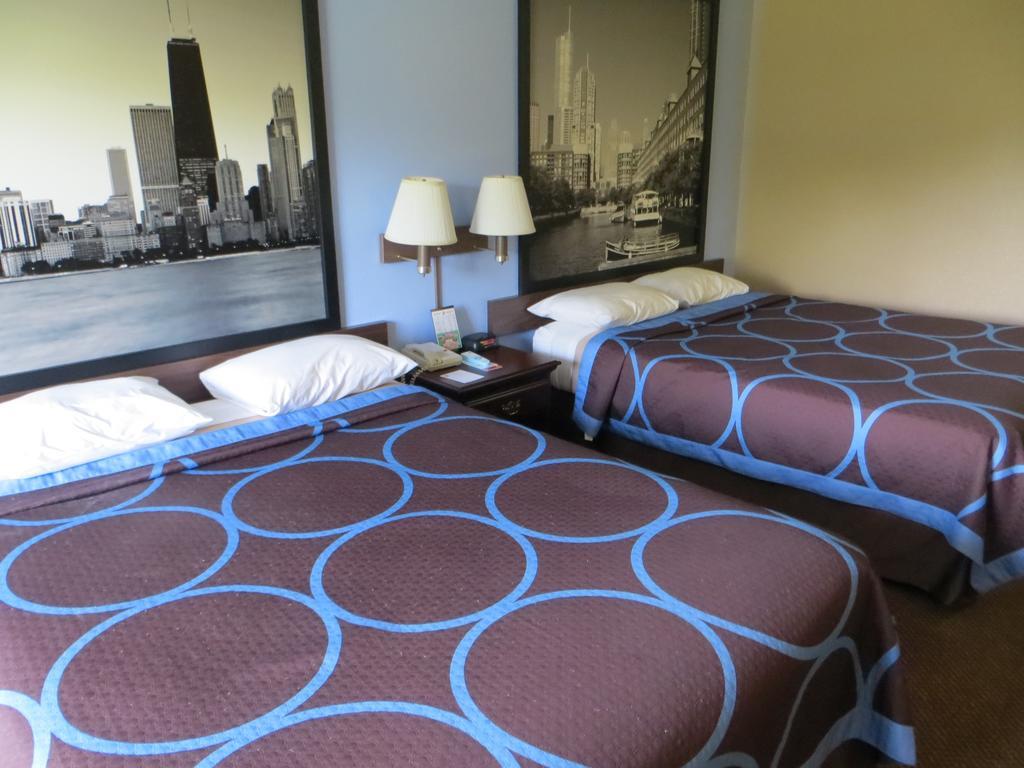 Super 8 By Wyndham Chicago O'Hare Airport Hotel Elk Grove Village Phòng bức ảnh