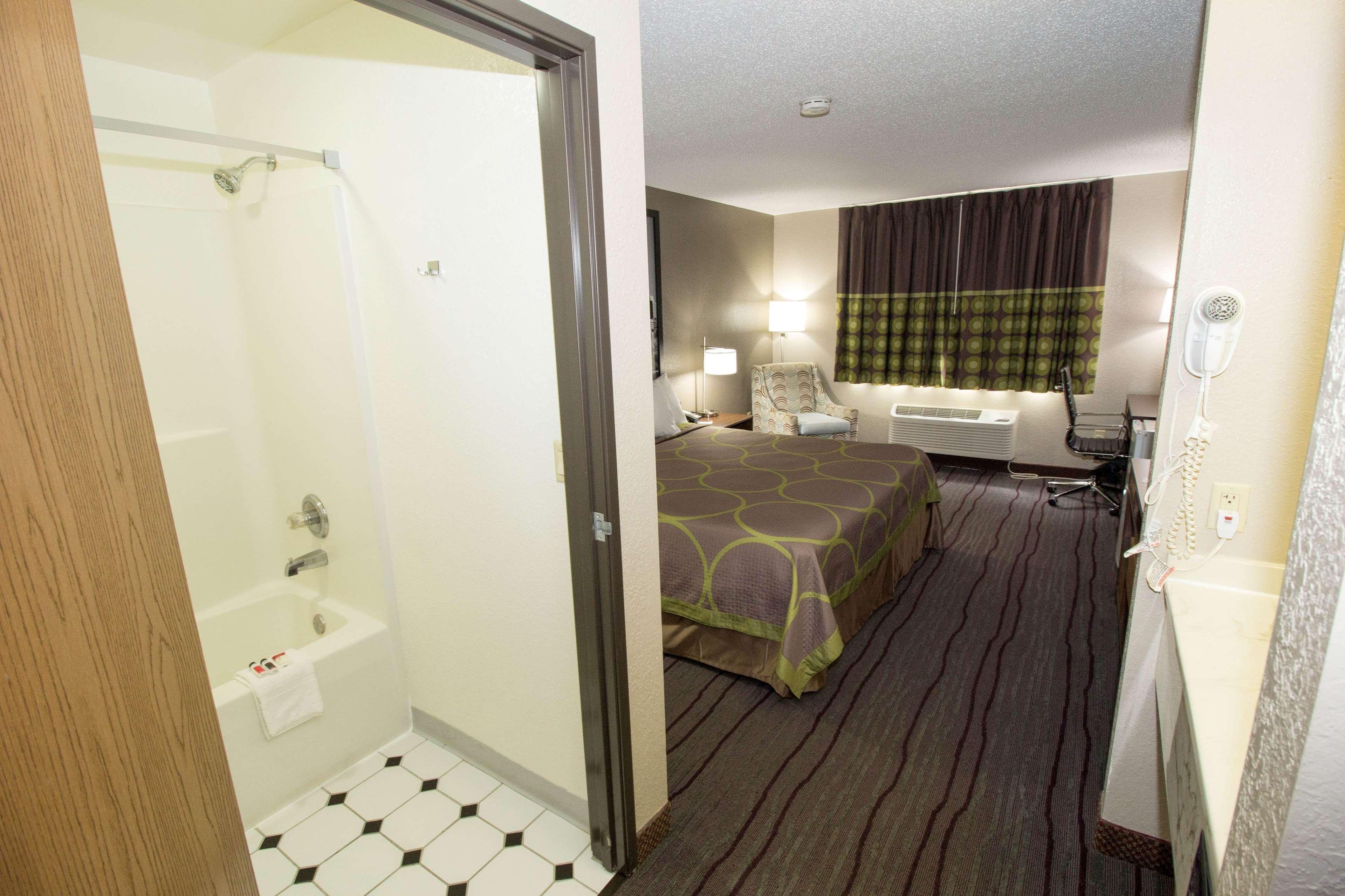 Super 8 By Wyndham Chicago O'Hare Airport Hotel Elk Grove Village Ngoại thất bức ảnh