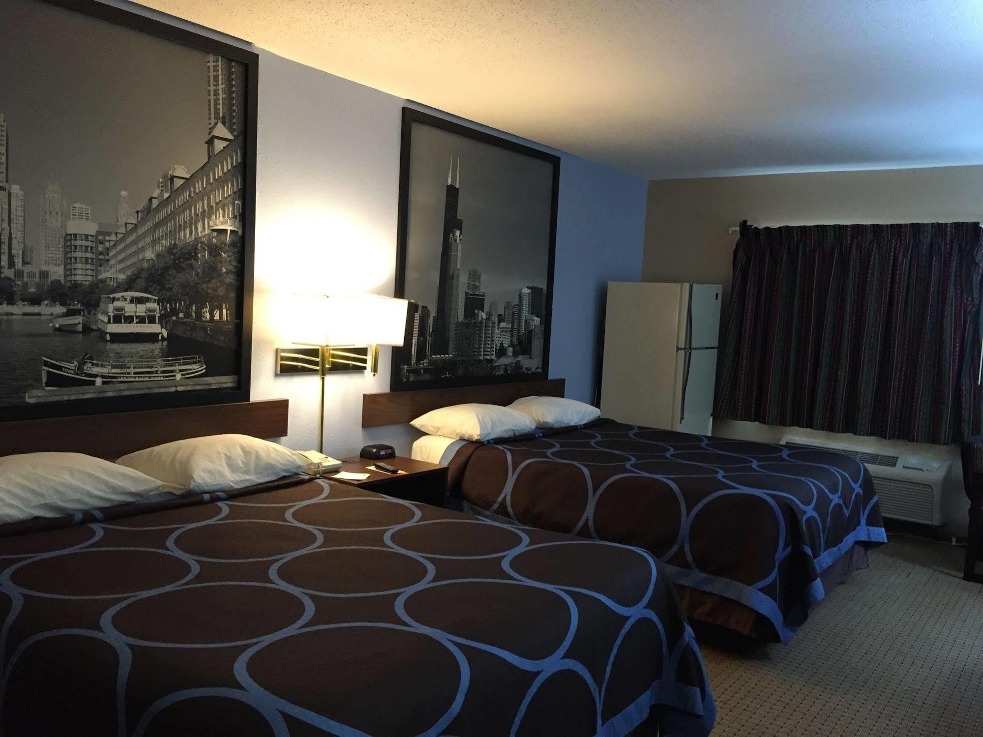 Super 8 By Wyndham Chicago O'Hare Airport Hotel Elk Grove Village Ngoại thất bức ảnh